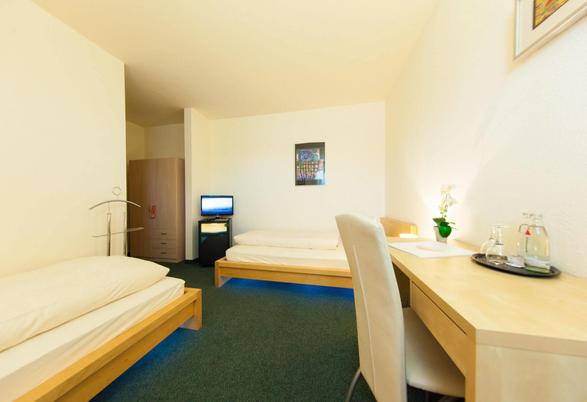 Garni-Hotel An Der Weide Berlin Dış mekan fotoğraf